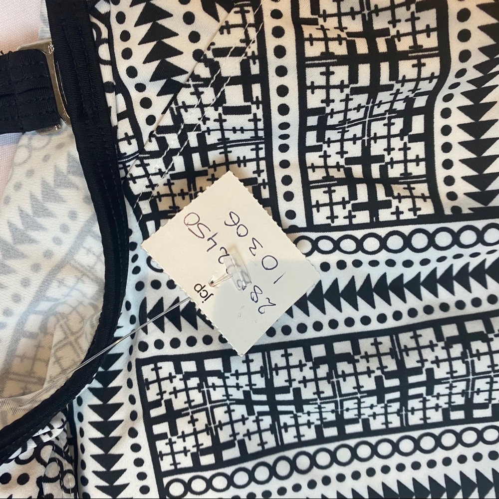 Splashletics Tankini Swim Top - Picture 4 of 8